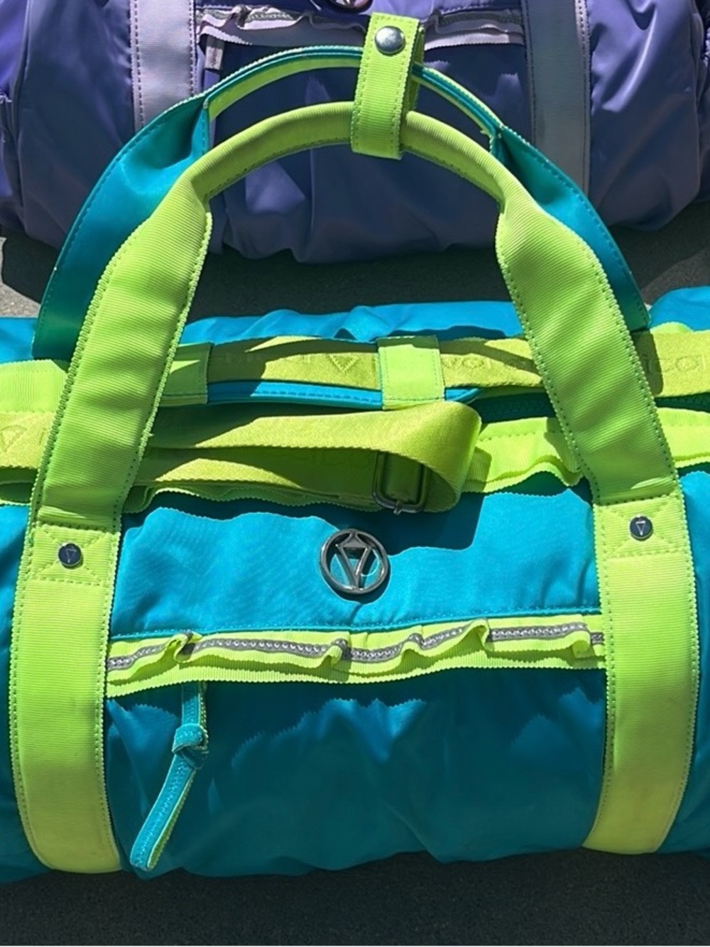 IVIVVA ✨Juniors Brand by Lululemon✨ Teal Blue & Neon ✨Got Game✨Duffel Gym Bag✨